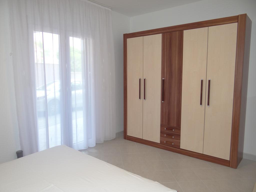 Vila Lola Apartmani Trogir Exterior foto