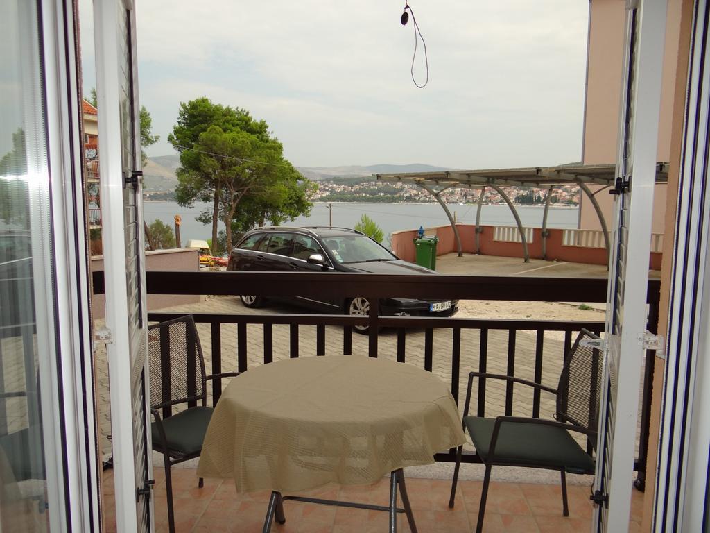 Vila Lola Apartmani Trogir Exterior foto