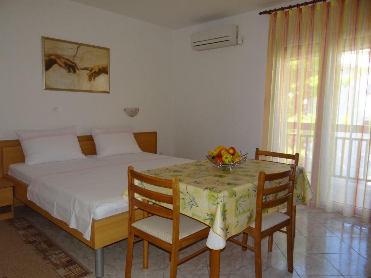 Vila Lola Apartmani Trogir Exterior foto